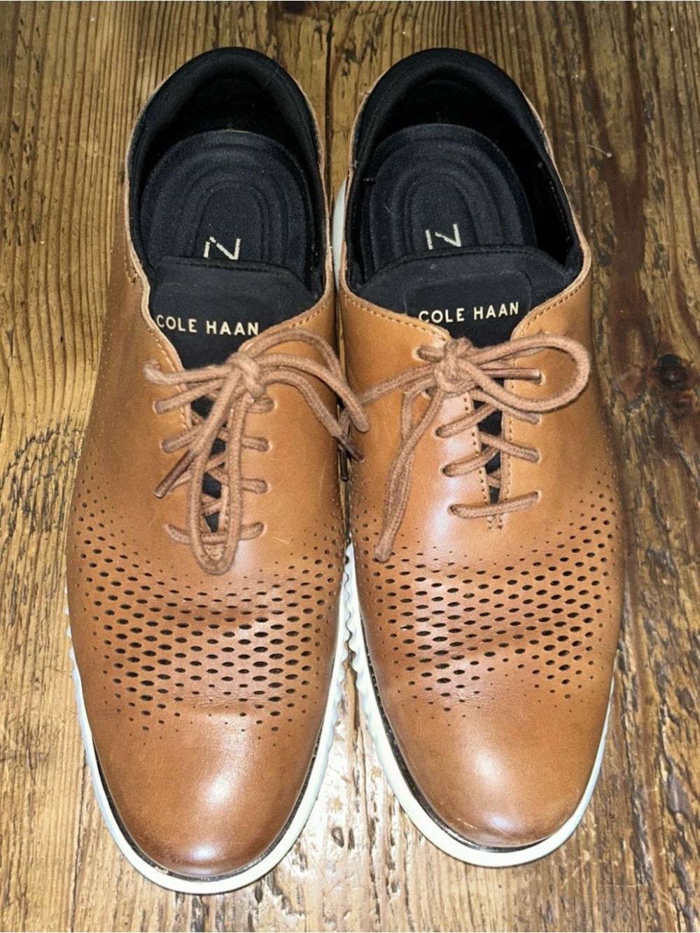 Cole Haan 2.Zerogrand Brown Laser Lined Wingtip Shoes C27879 Mens Size 9M